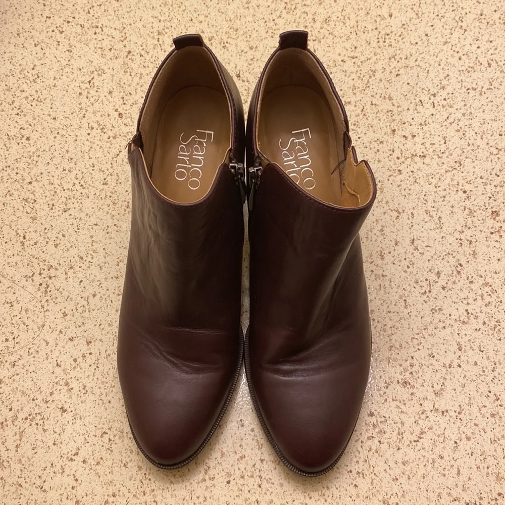Franco Sarto Burgundy booties - Picture 2 of 6